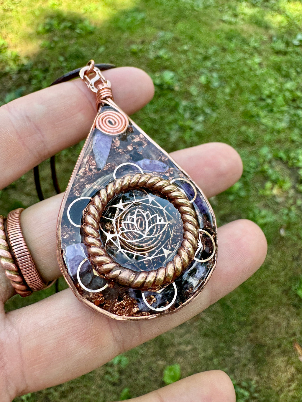 “Look Within👁️”