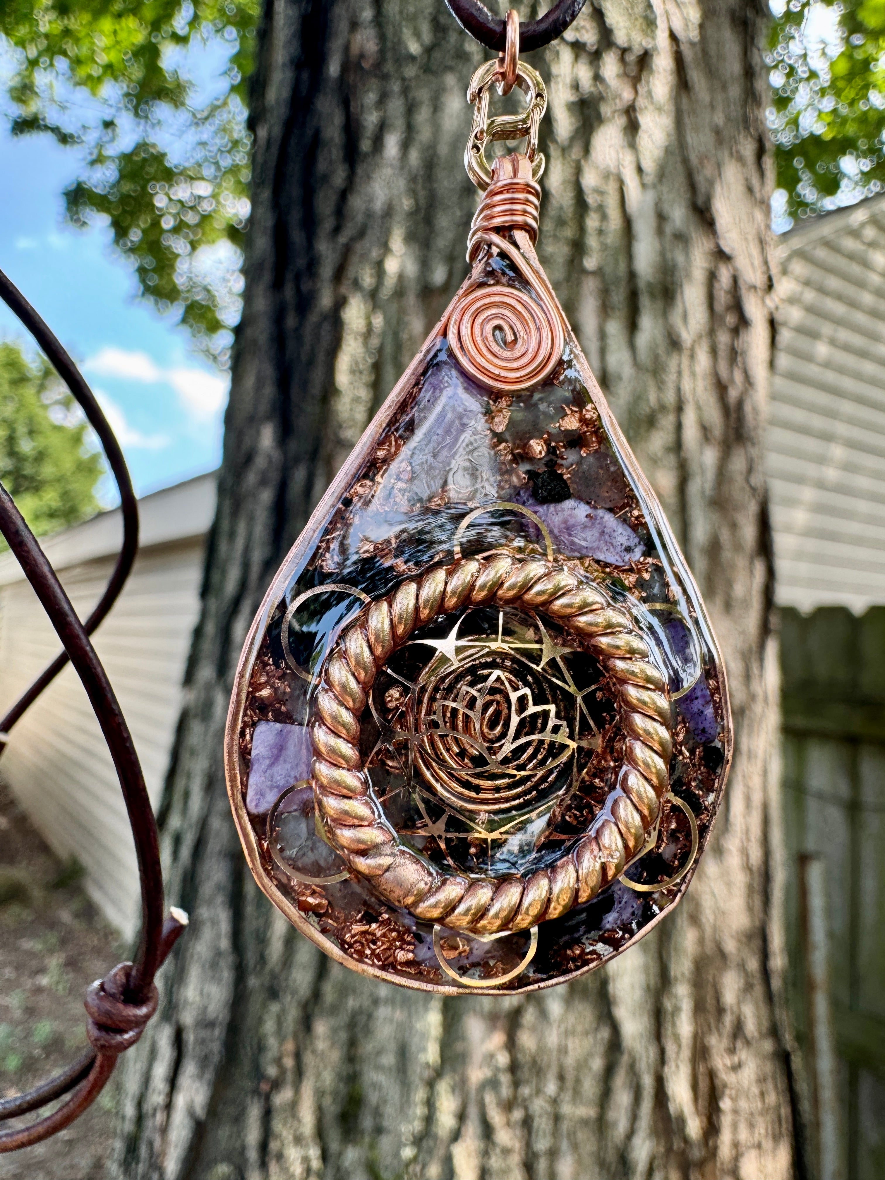 “Look Within👁️”