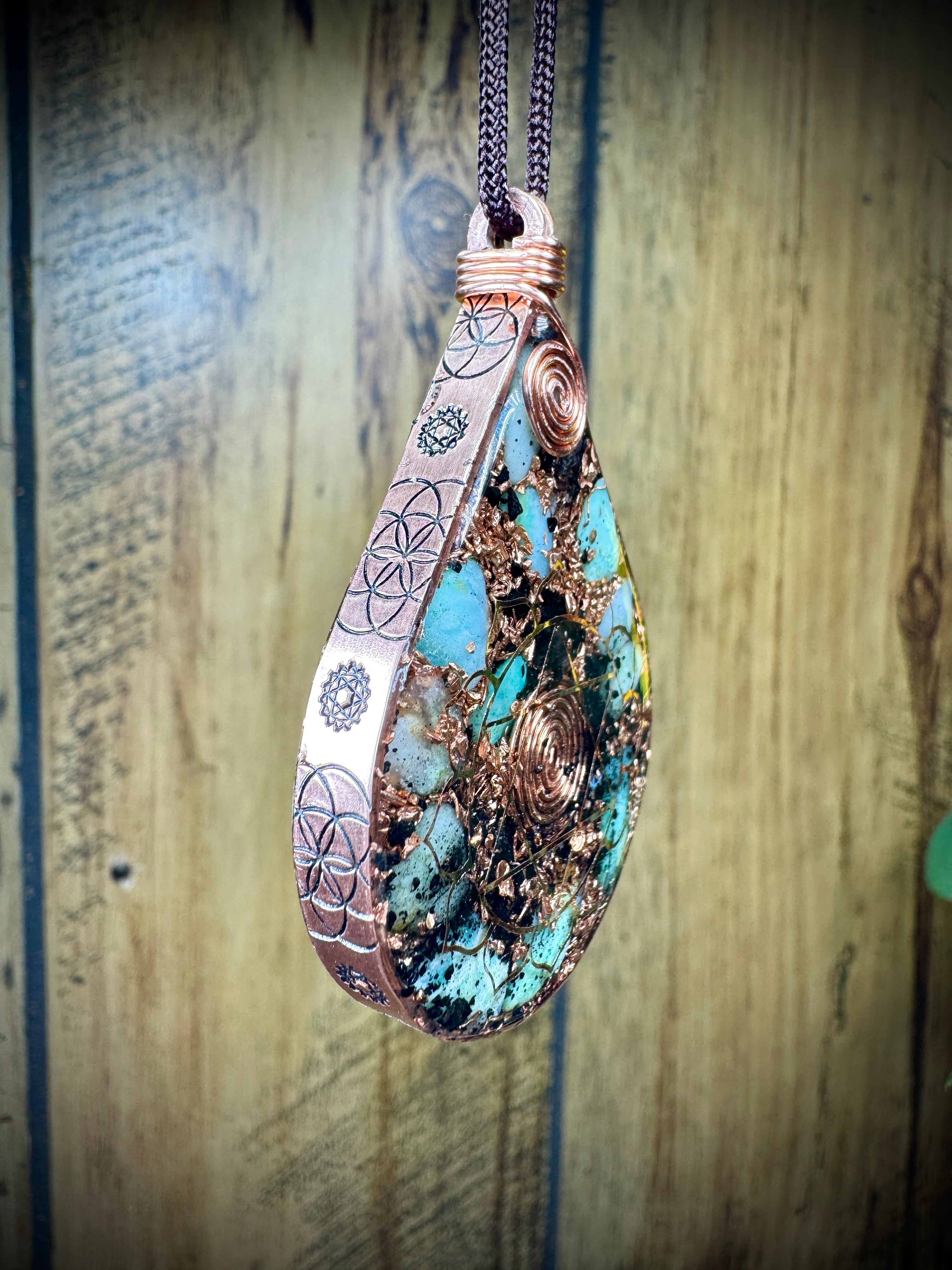 Heart Chakra 💚 Chrysoprase