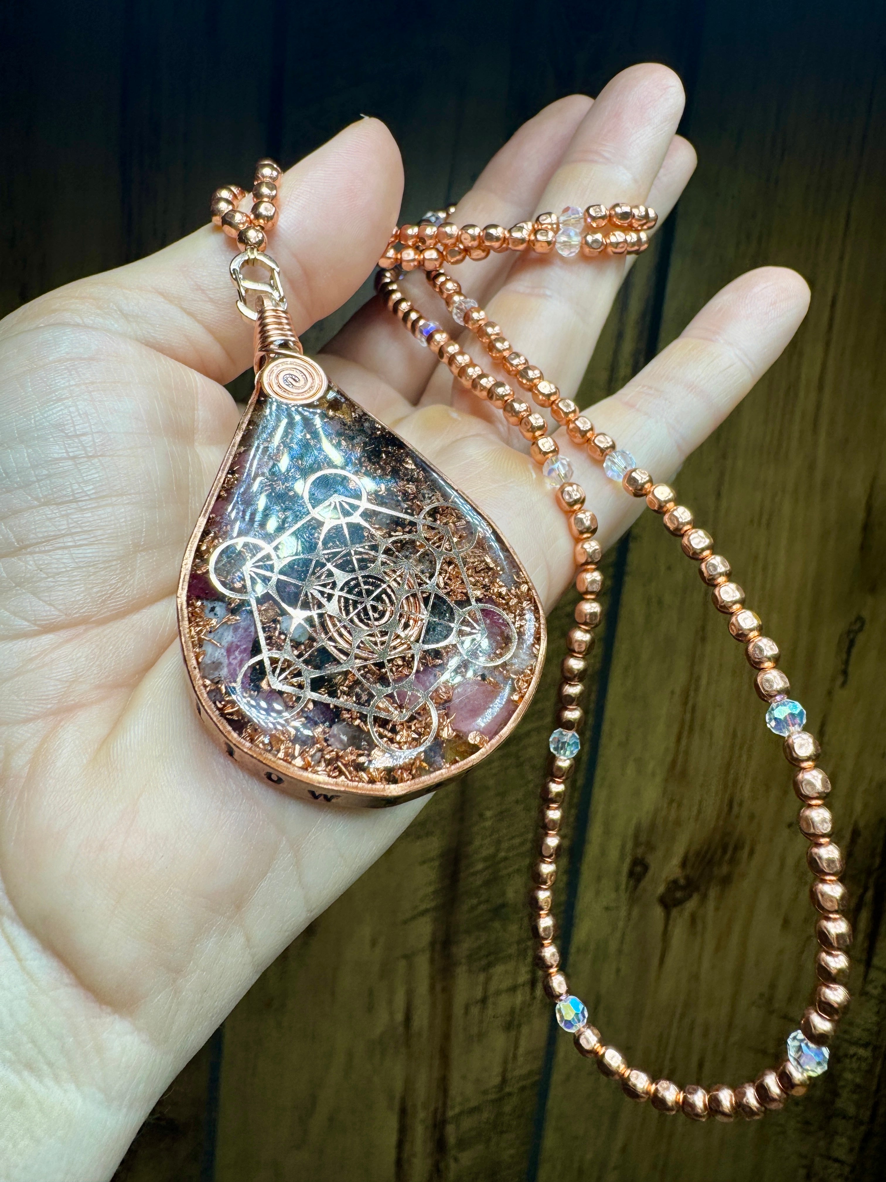 Small beaded chain ❤️