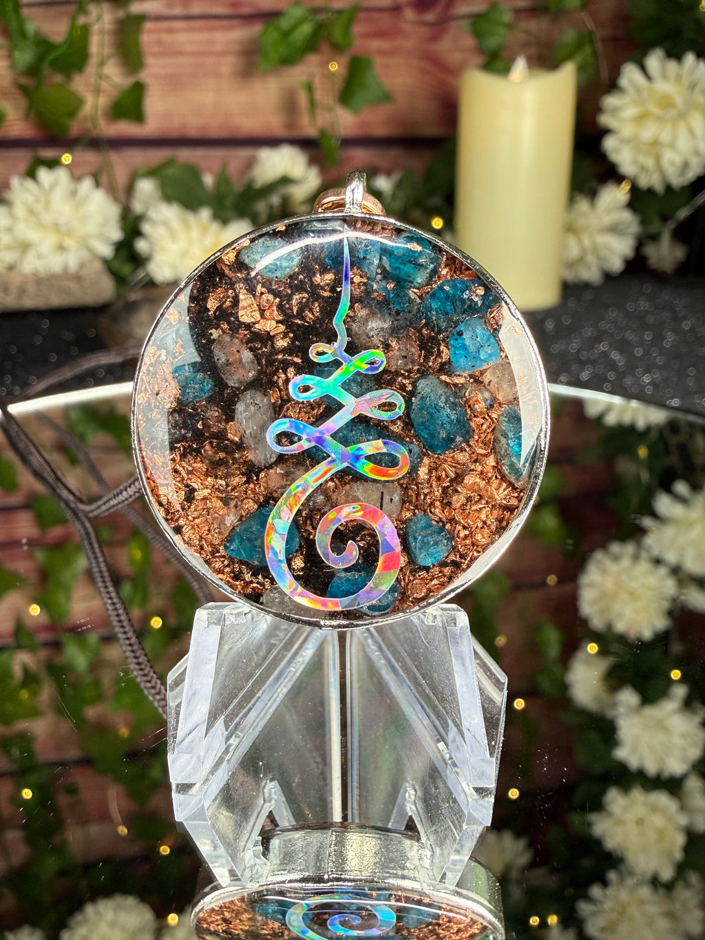 Unalome Orgonite w/ Blue Apatite