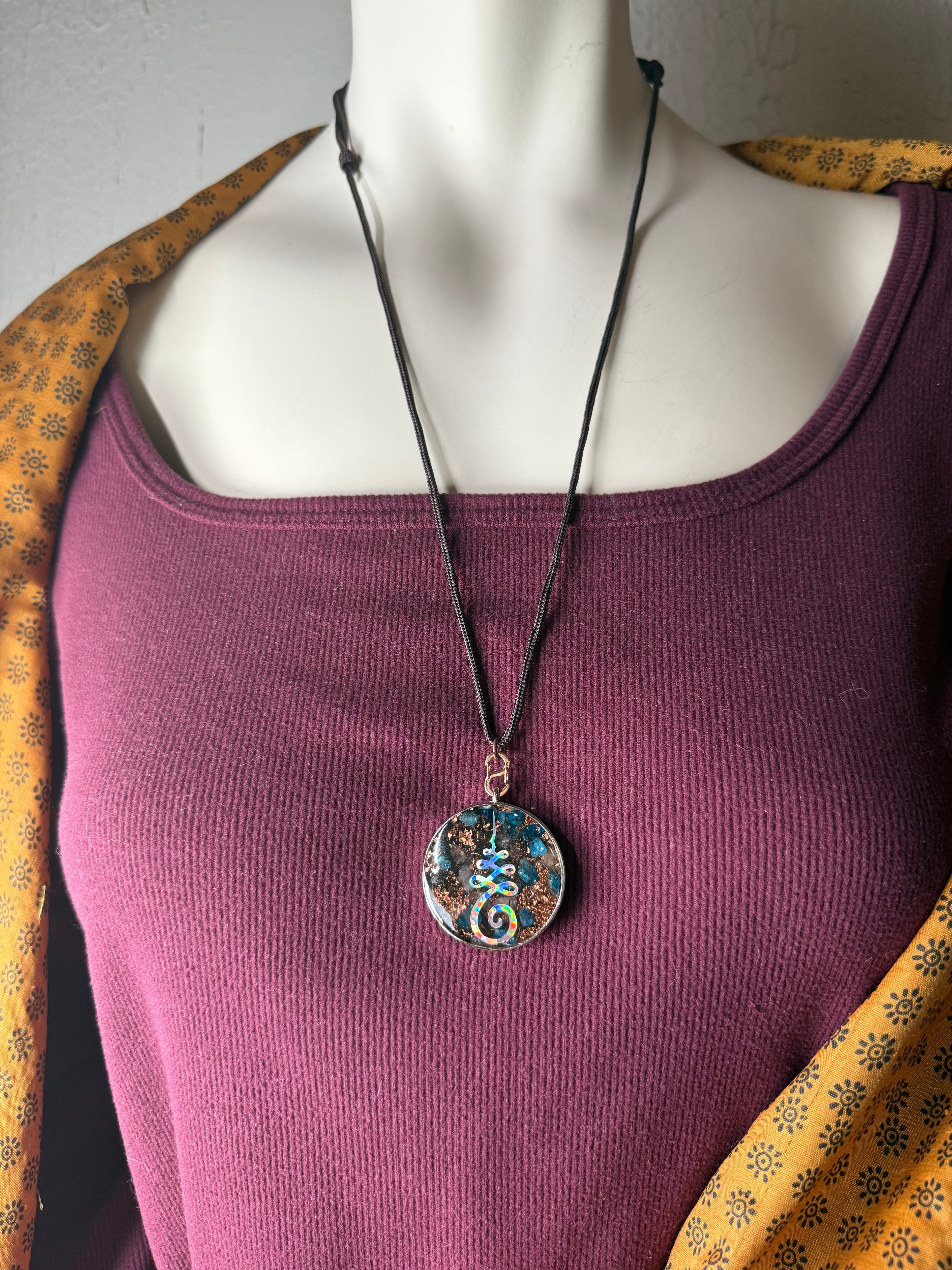 Unalome Orgonite w/ Blue Apatite