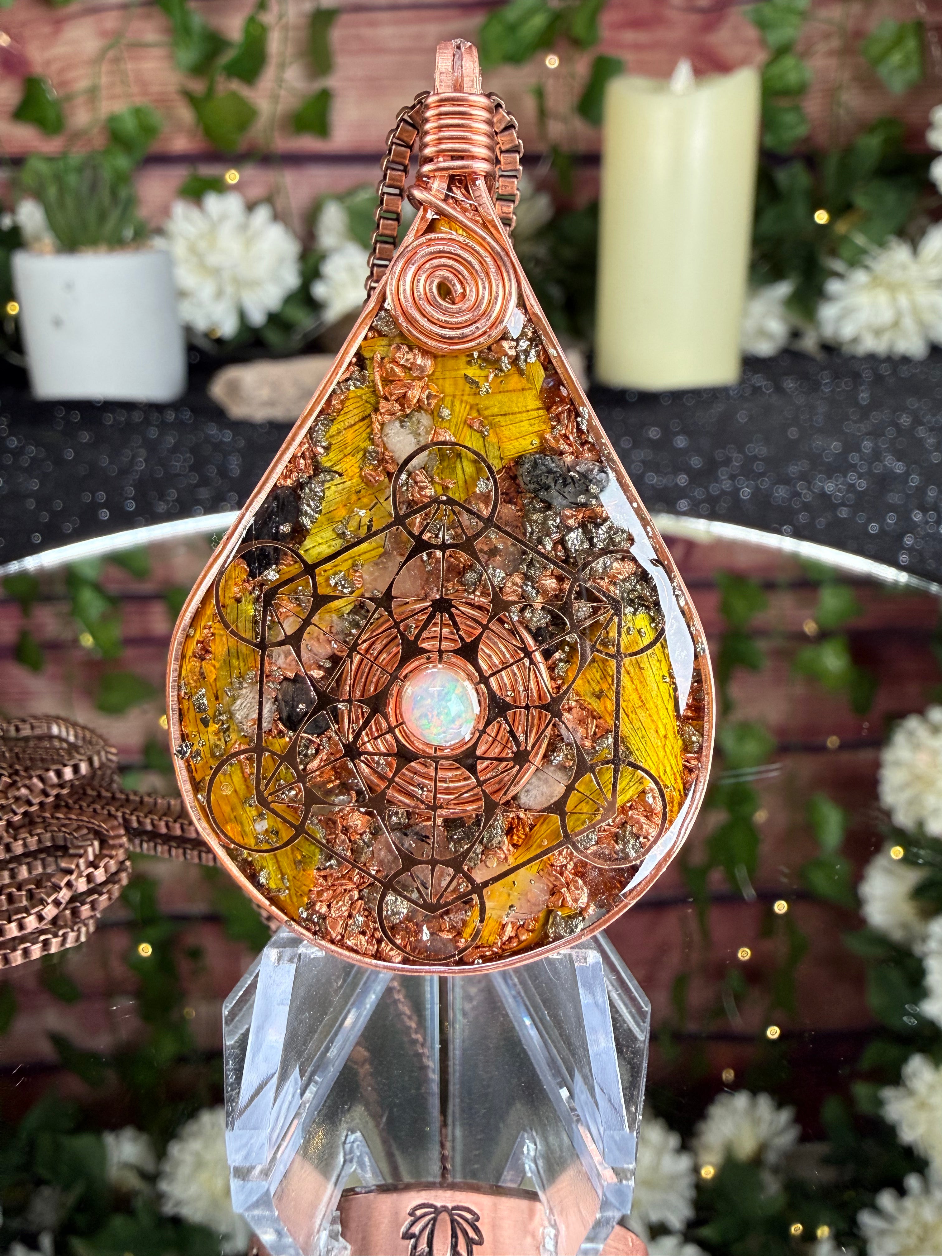 🌻Sunflower Petal Orgonite w/ Pyrite & Citrine