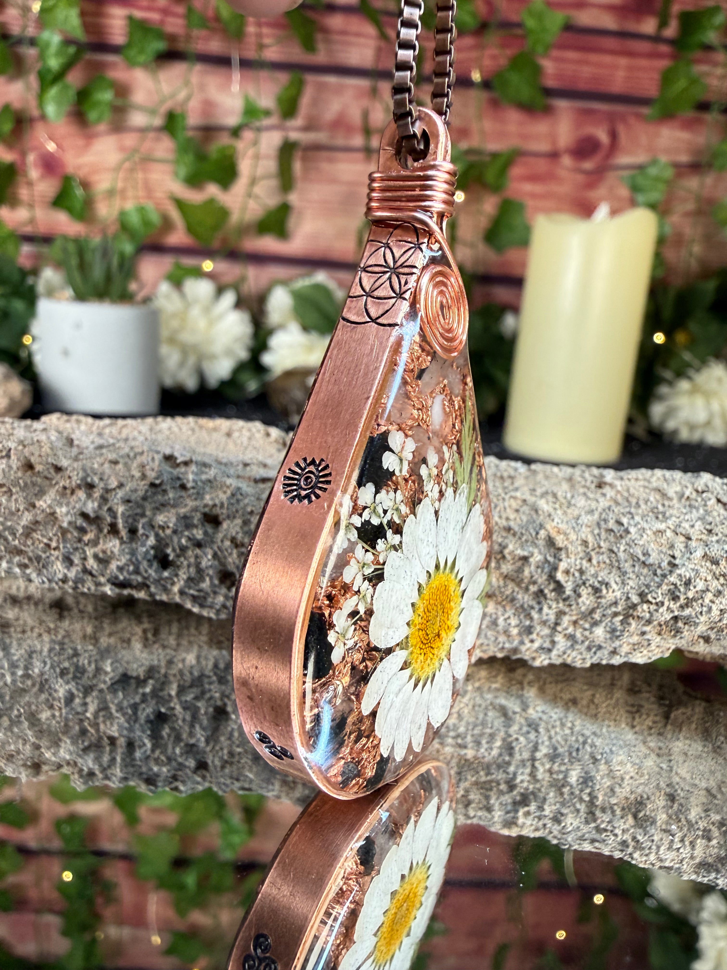 Daisy~Orgonite Pendant for Grounding