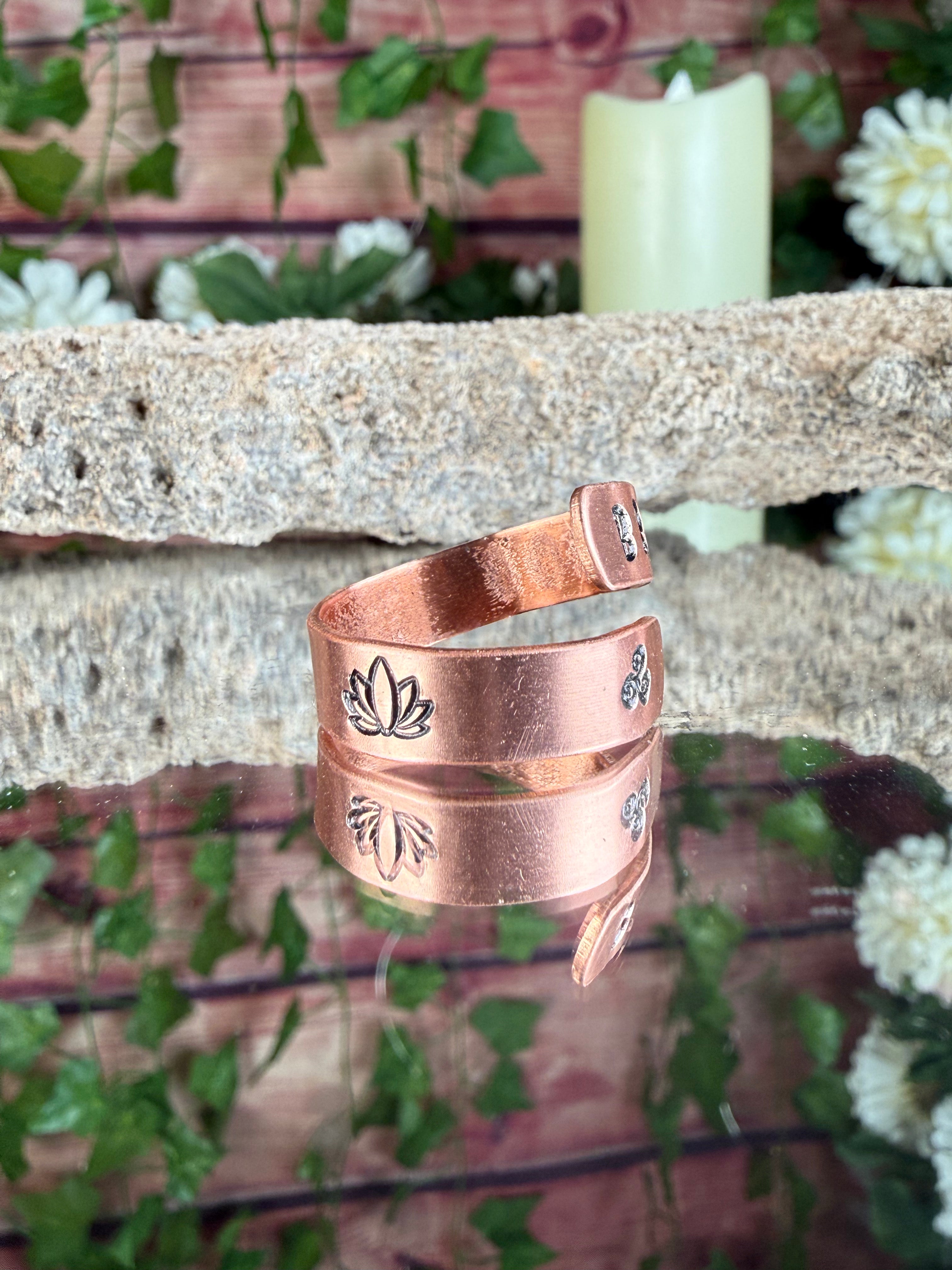 ~Breathe - 🪷 Copper Wrap Ring
