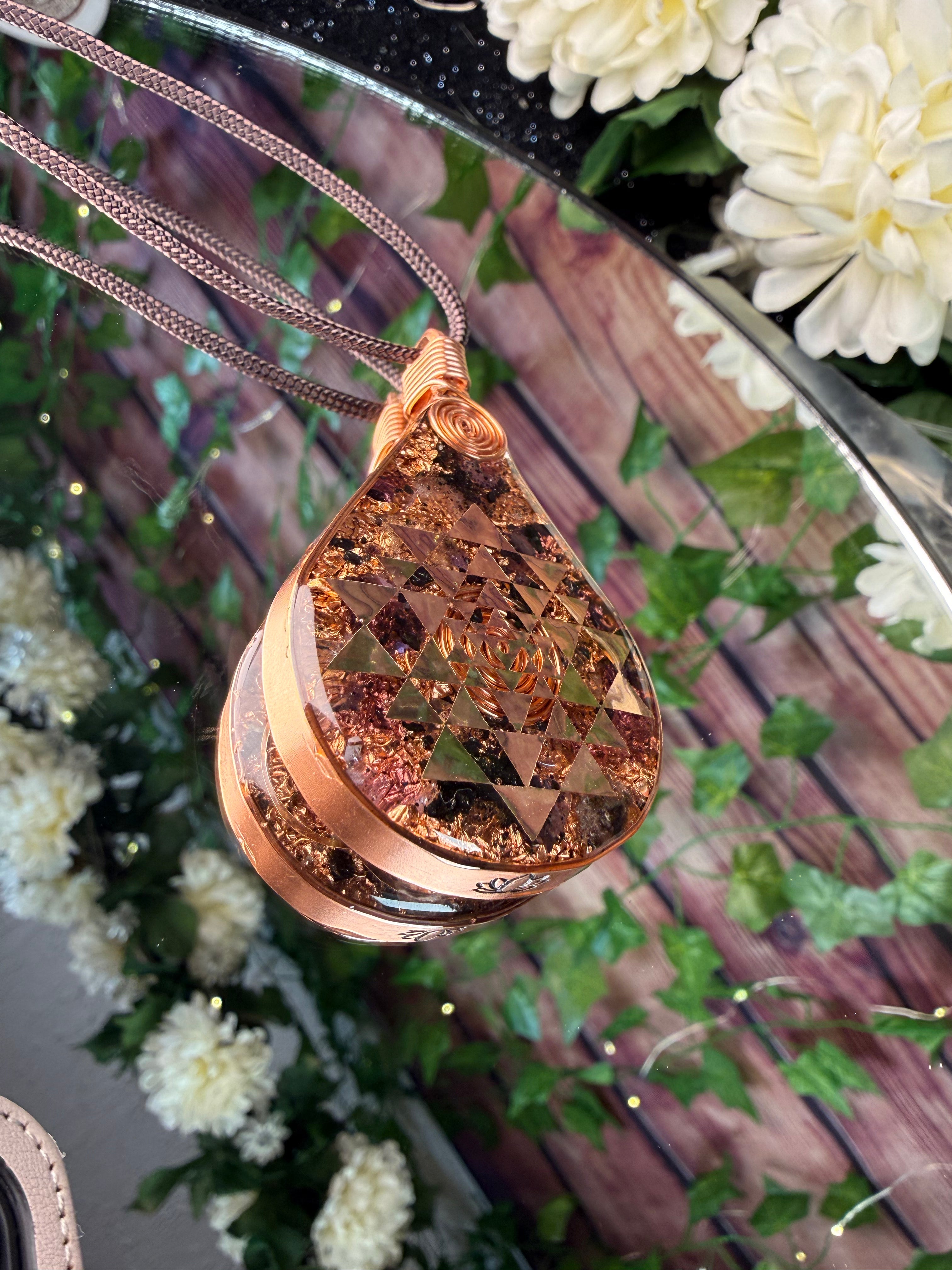 Shri Yantra+Amethyst