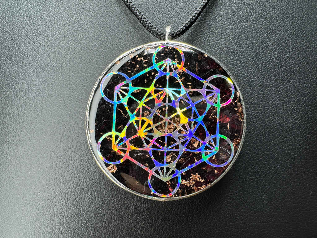 Metatron’s Cube w/ Garnet