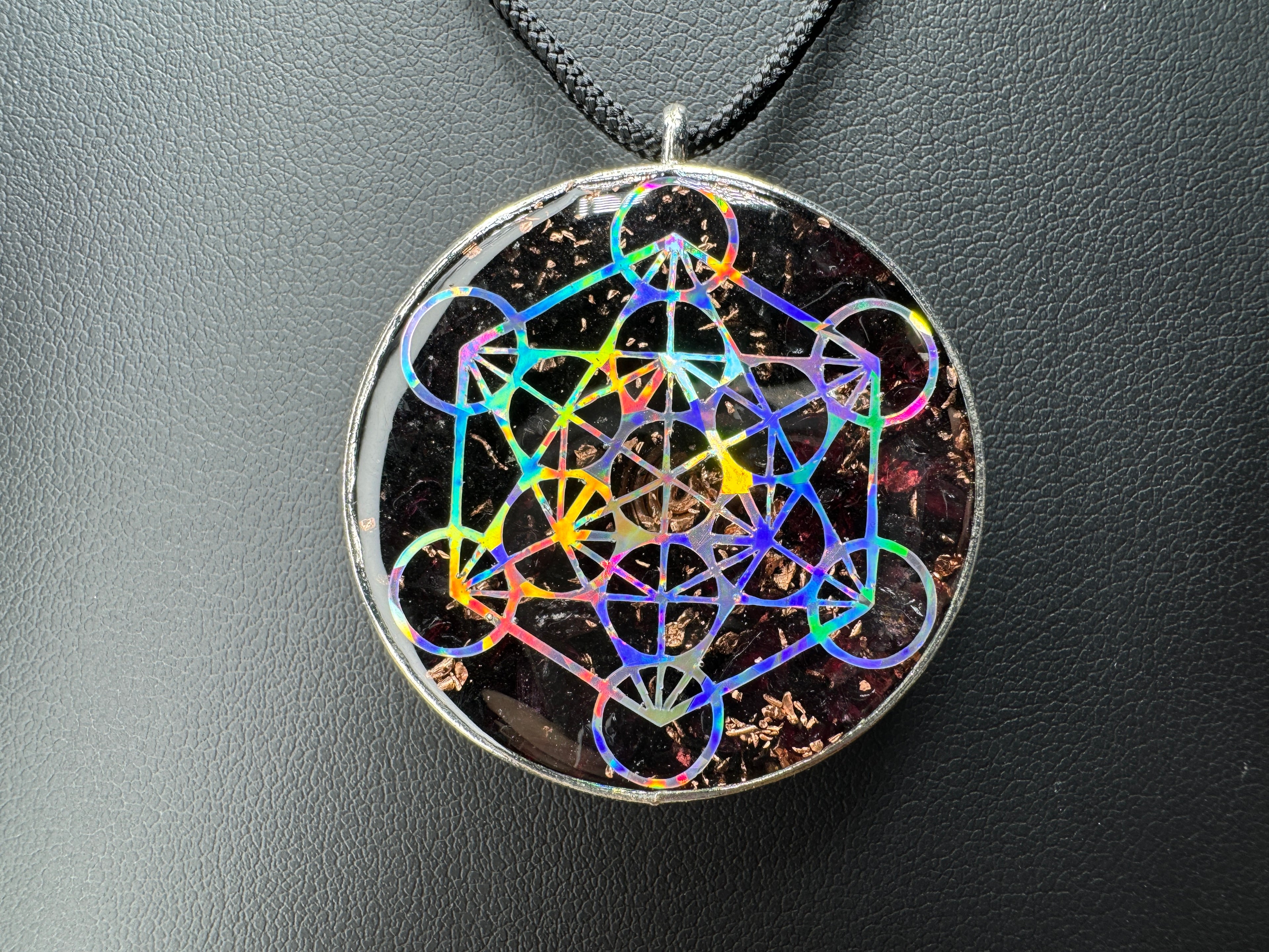 Metatron’s Cube w/ Garnet