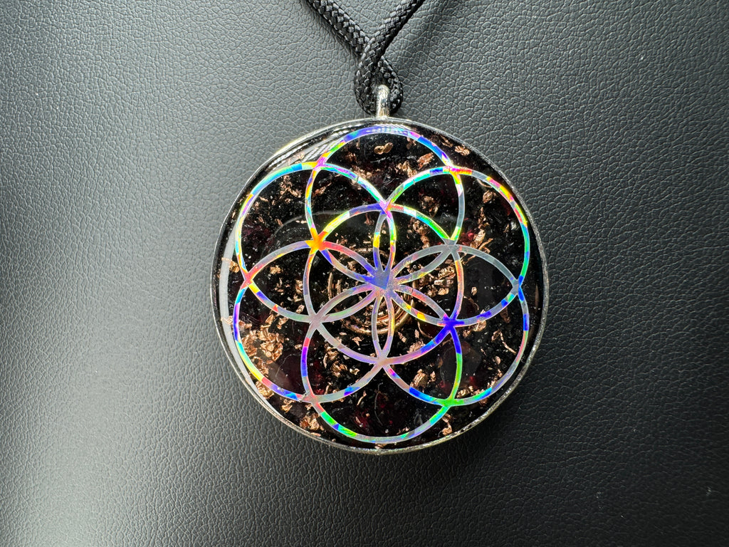Metatron’s Cube w/ Garnet