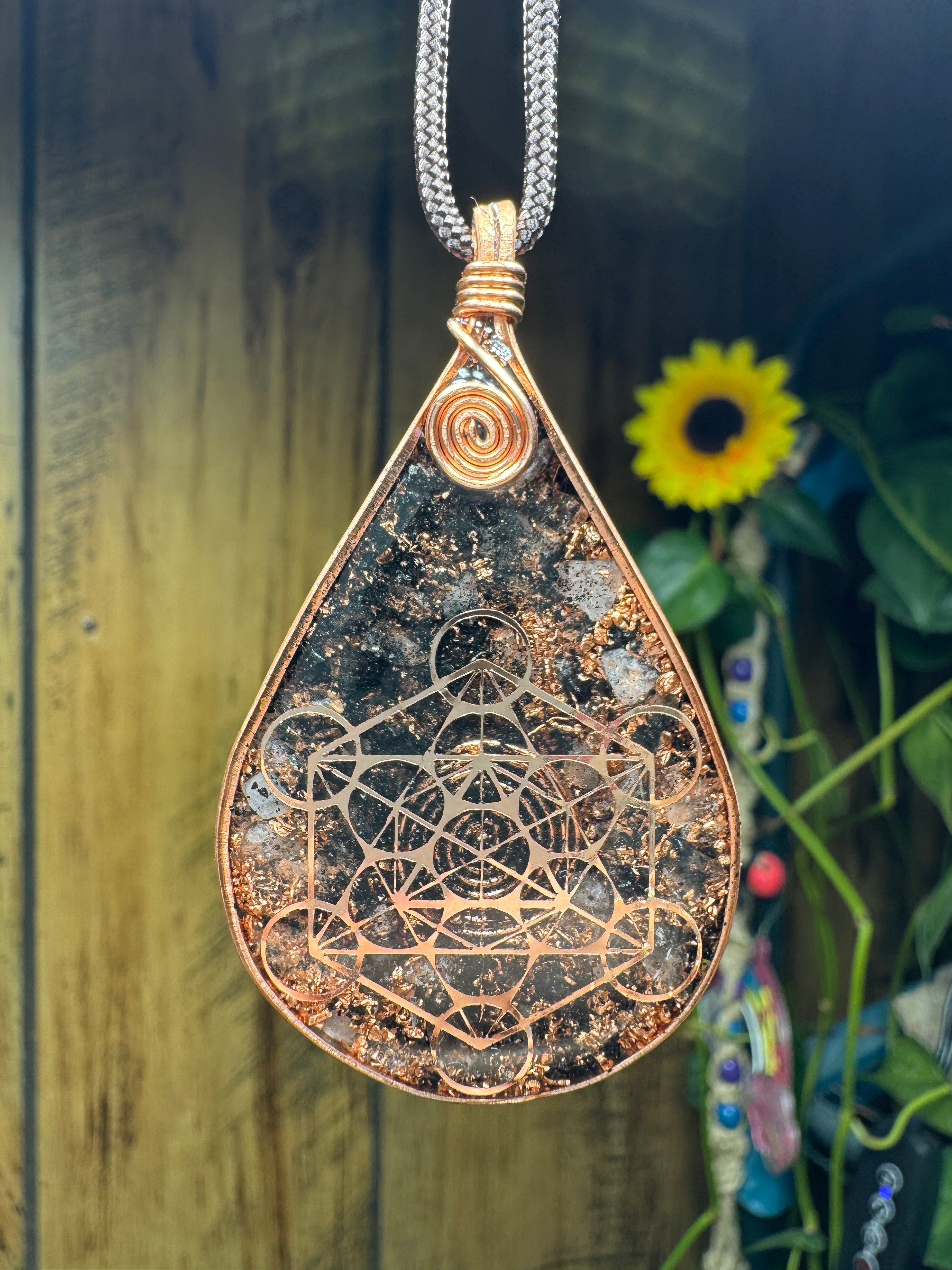 Metatron's Cube+Seed of Life-Clear Quartz-Elite Shungite