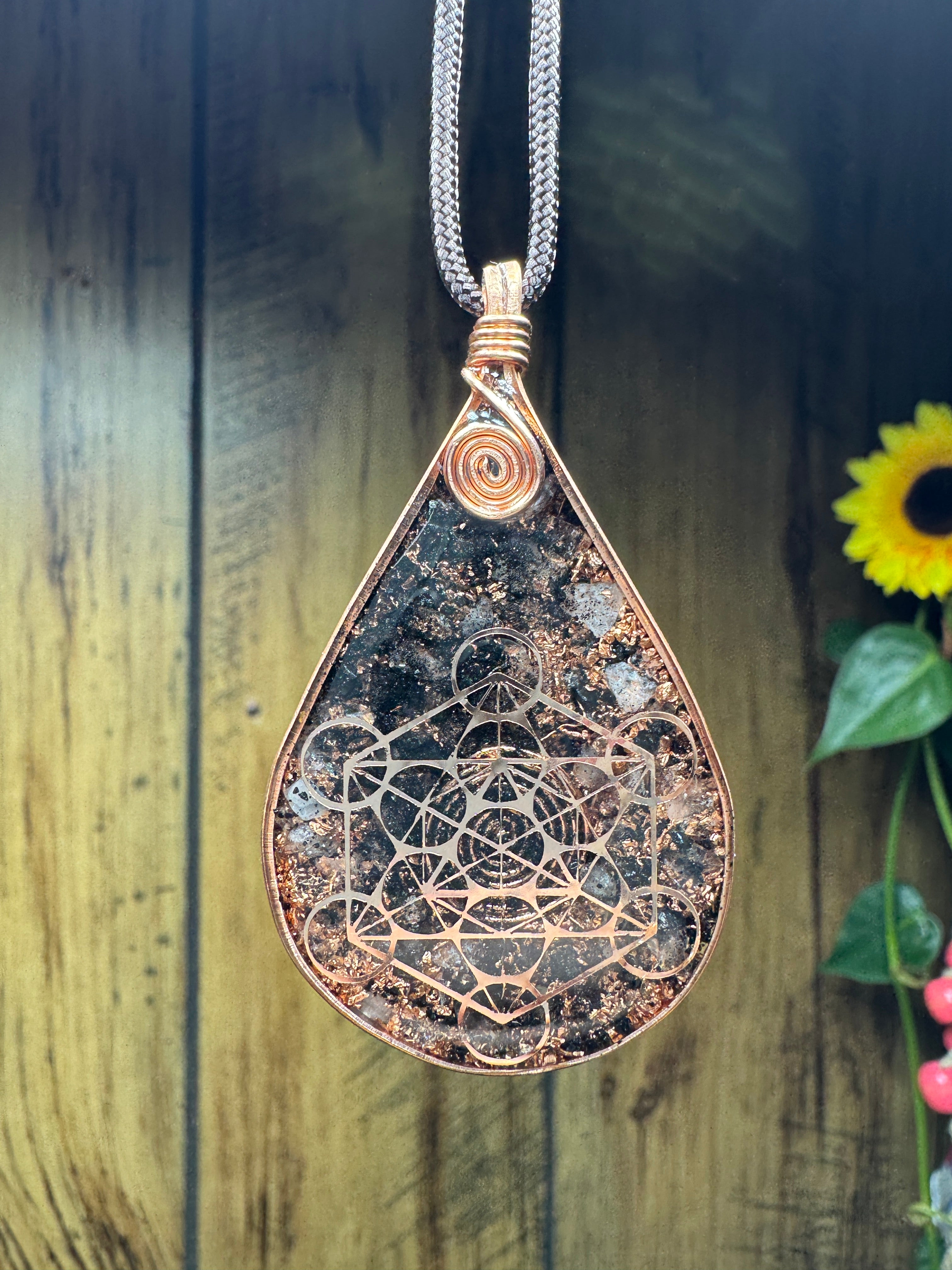 Metatron's Cube+Seed of Life-Clear Quartz-Elite Shungite