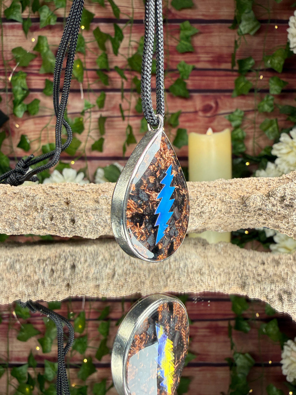 Grateful Dead *Glow in the dark* Bolt -Orgonite Grounding Blend Dbl Sided