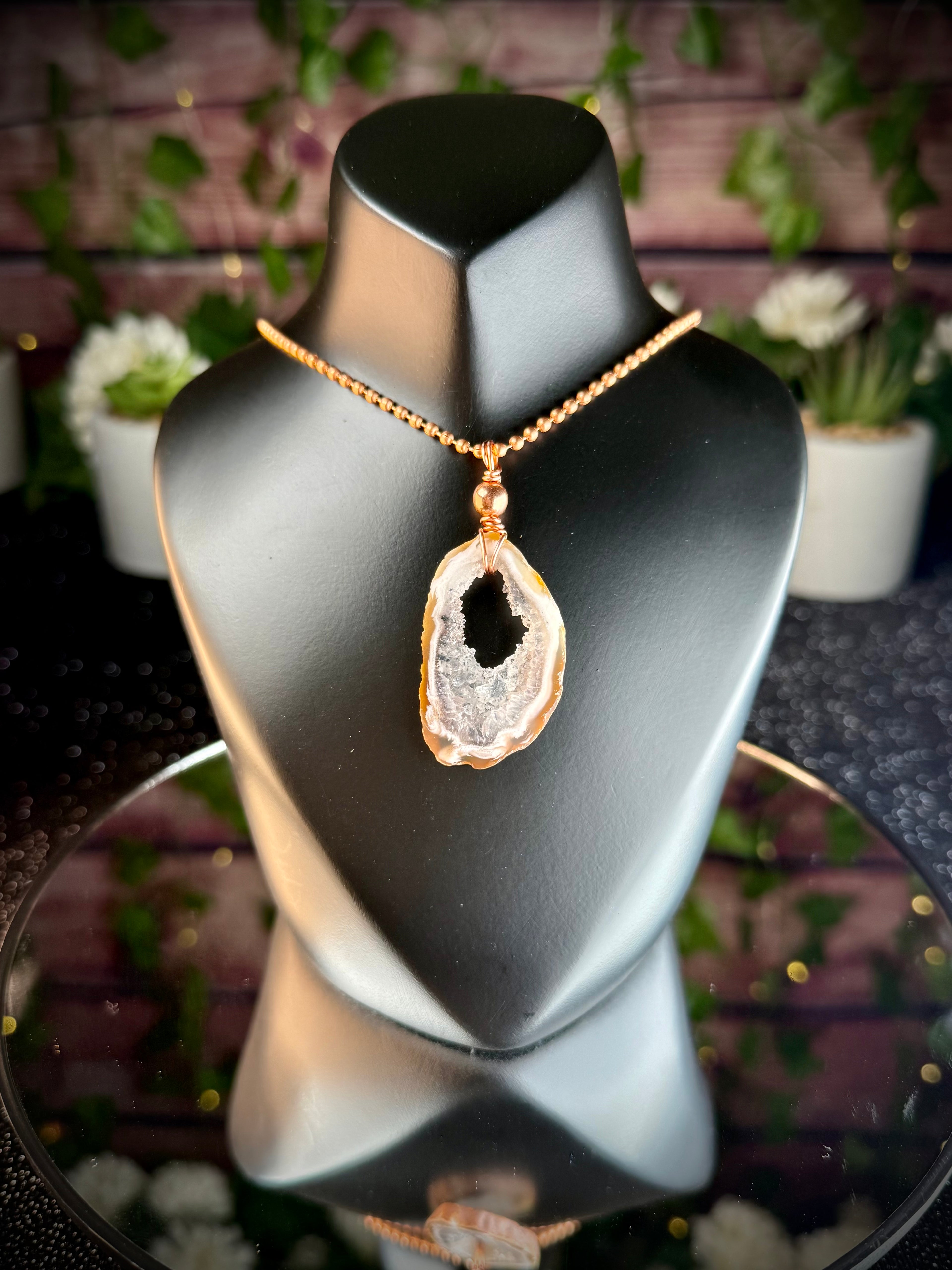 Oco Charm Necklace with Copper for Emotional Regulation and Grounding