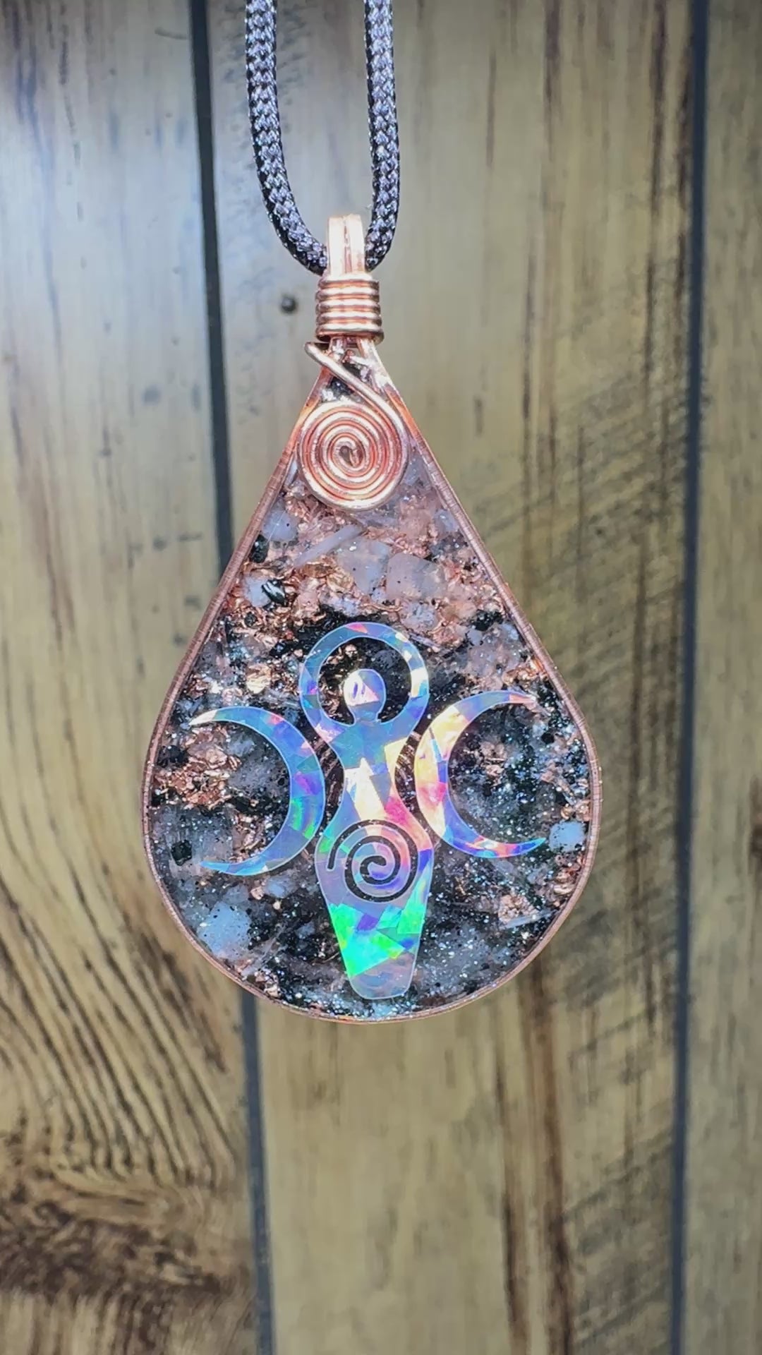 Goddes with Rose Quartz+Selenite