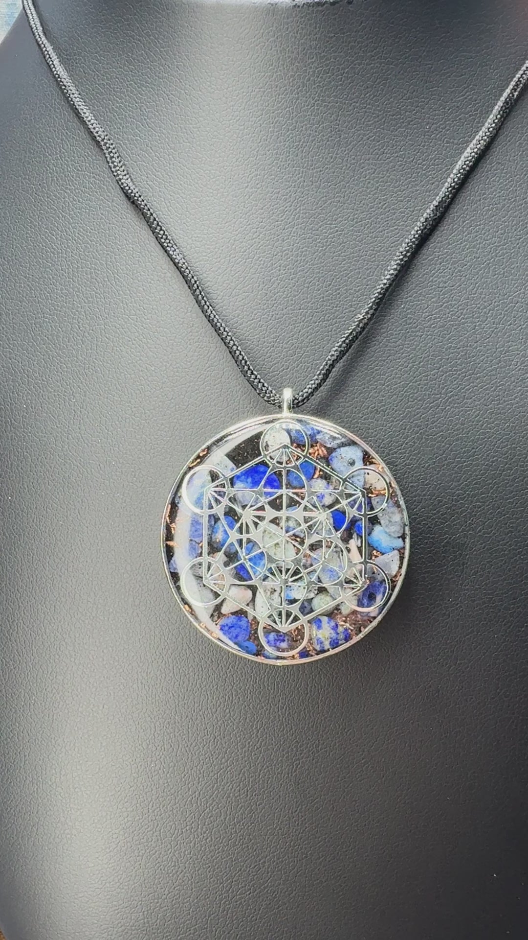 Silver Color Metatron's Cube/Seed of Life w/ Connect Blend