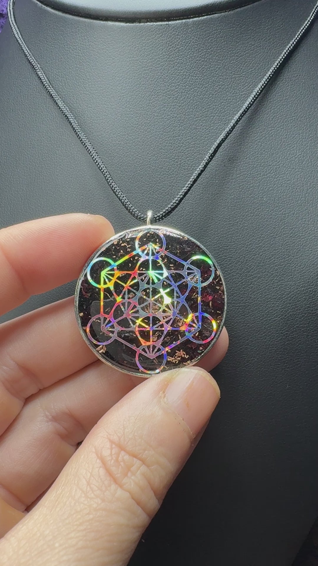 Metatron’s Cube w/ Garnet