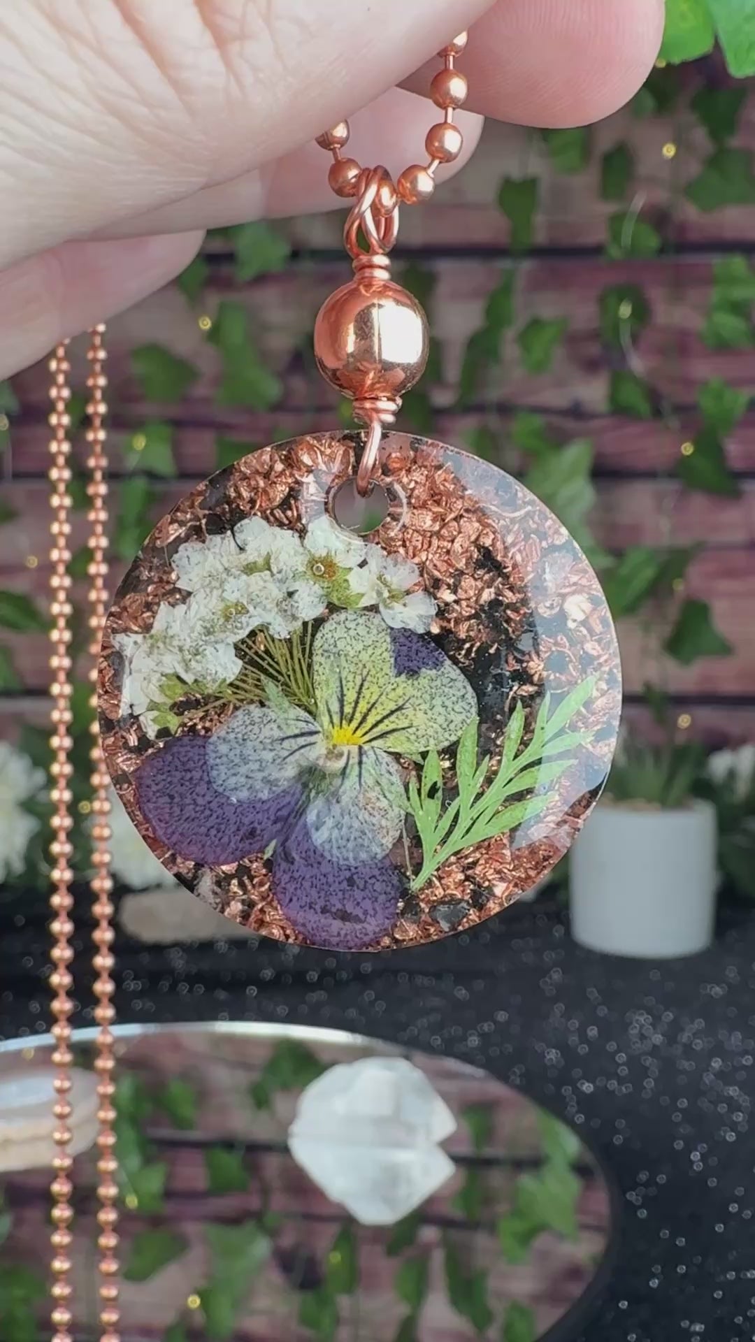 Flower Orgonite~Grounding Blend~Purple & White~Flower Power