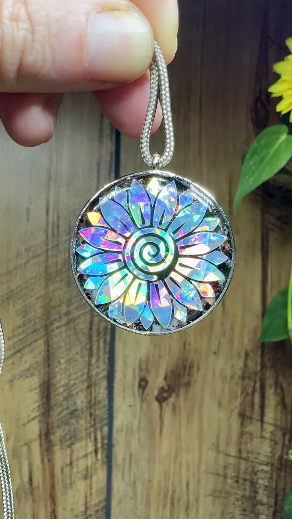 Rainbow Flower (glow)